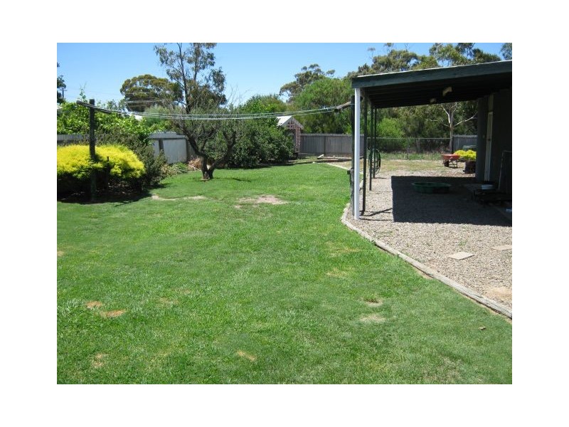 18 Eighth Street, Bordertown SA 5268