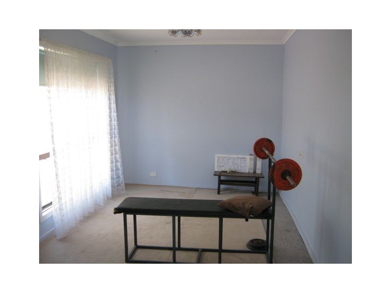18 Eighth Street, Bordertown SA 5268