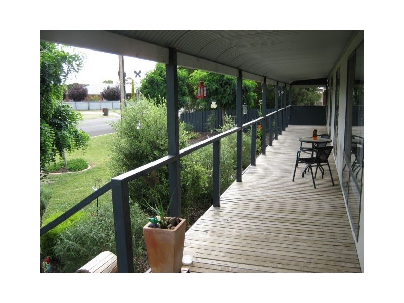 34 Venn Avenue, Bordertown SA 5268