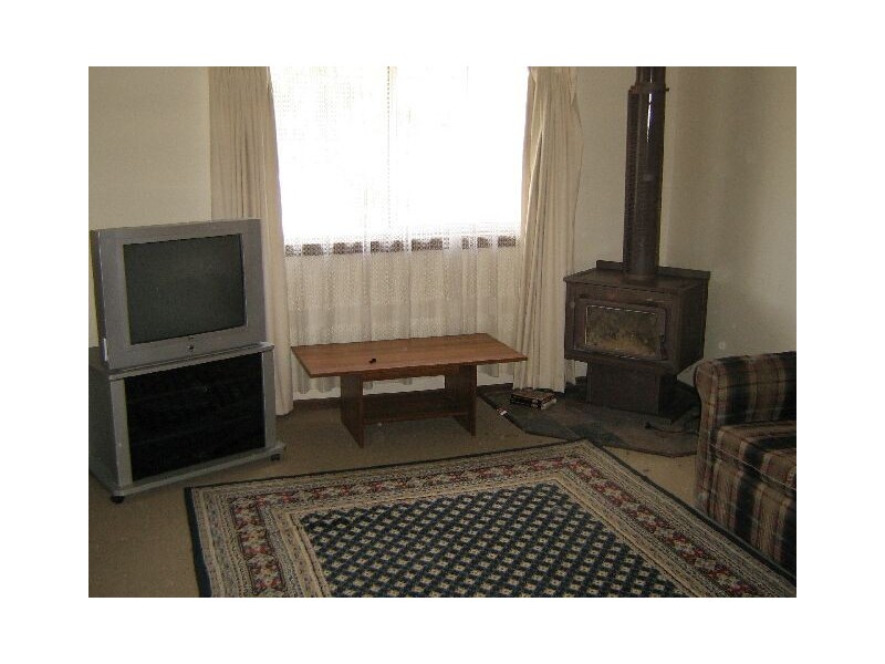 20 Fourth Street, Bordertown SA 5268