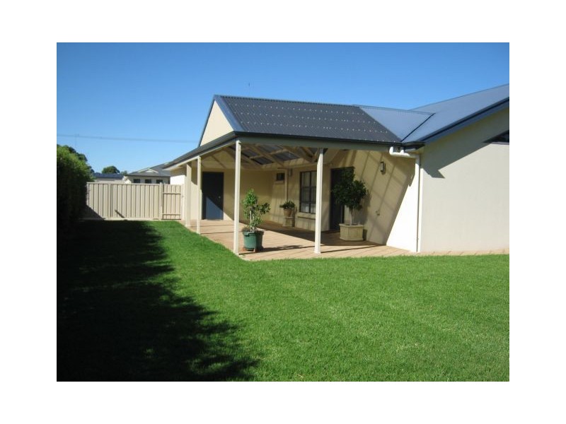 5 Handyside Terrace, Bordertown SA 5268
