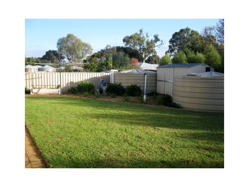 5 Handyside Terrace, Bordertown SA 5268