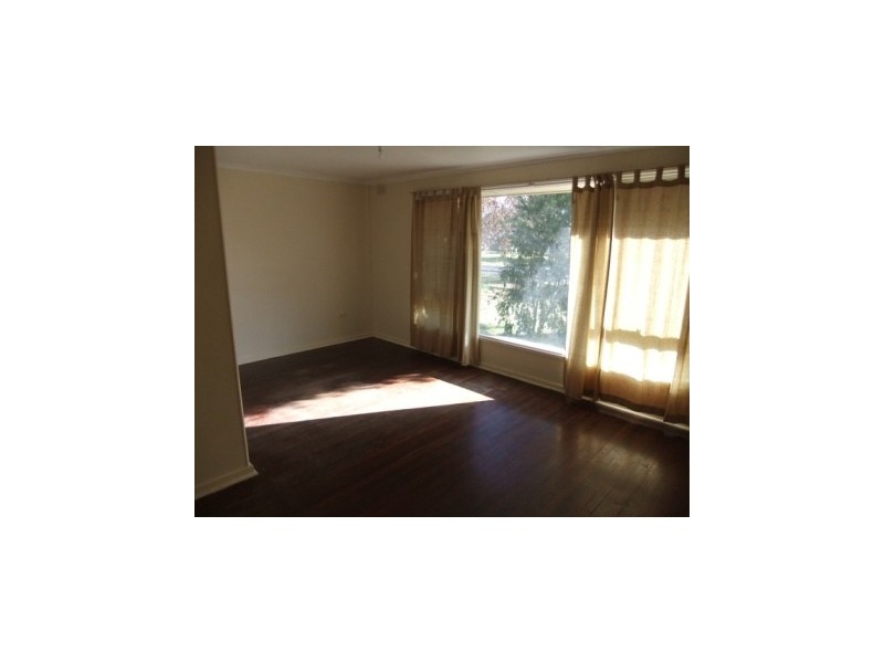 10 Fourth Street, Keith SA 5267