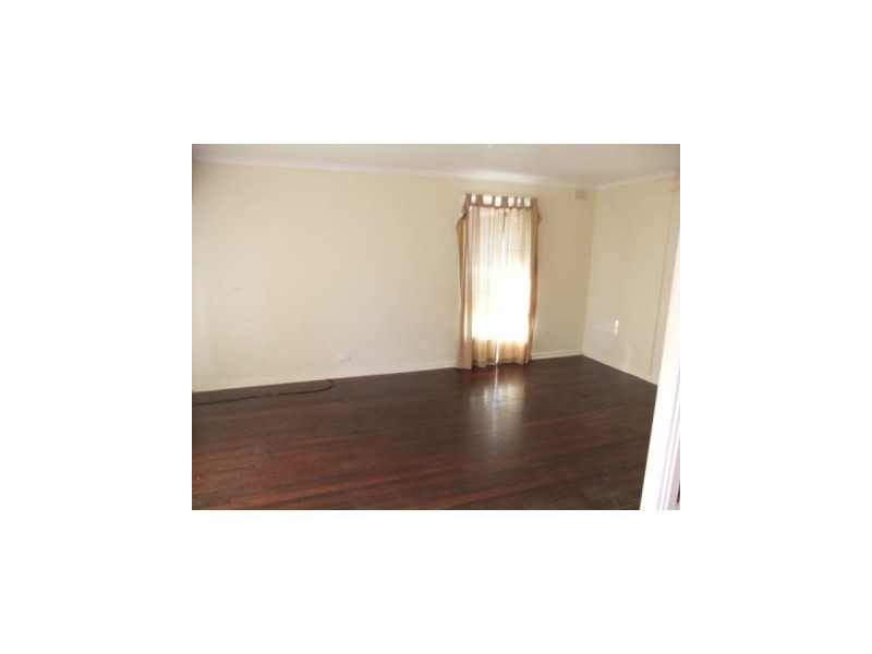 10 Fourth Street, Keith SA 5267