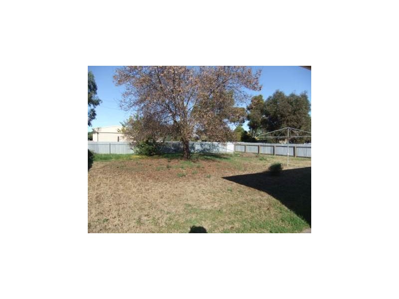 10 Fourth Street, Keith SA 5267