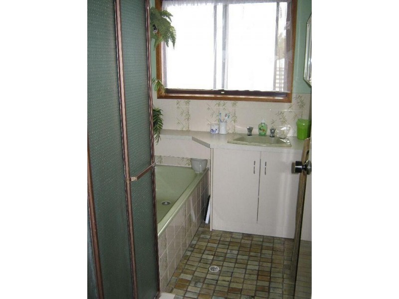 30 DeCourcey Street, Bordertown SA 5268