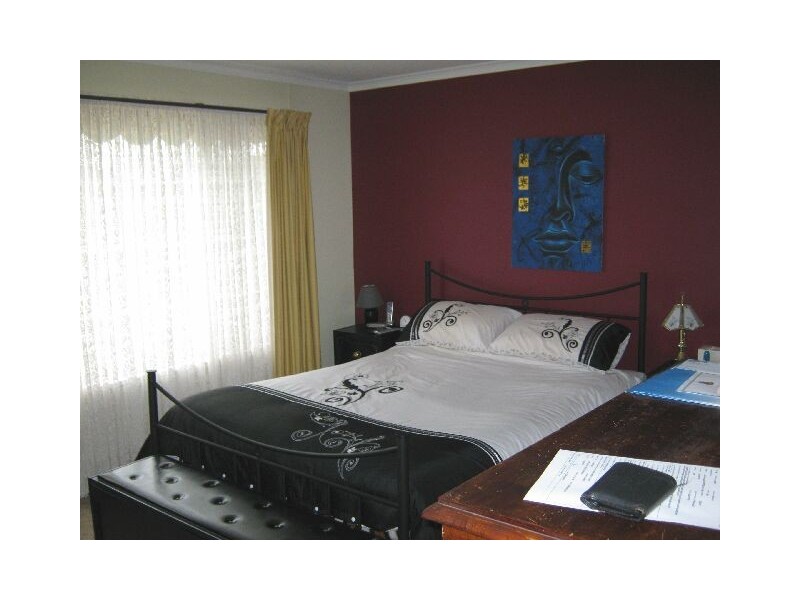 30 DeCourcey Street, Bordertown SA 5268