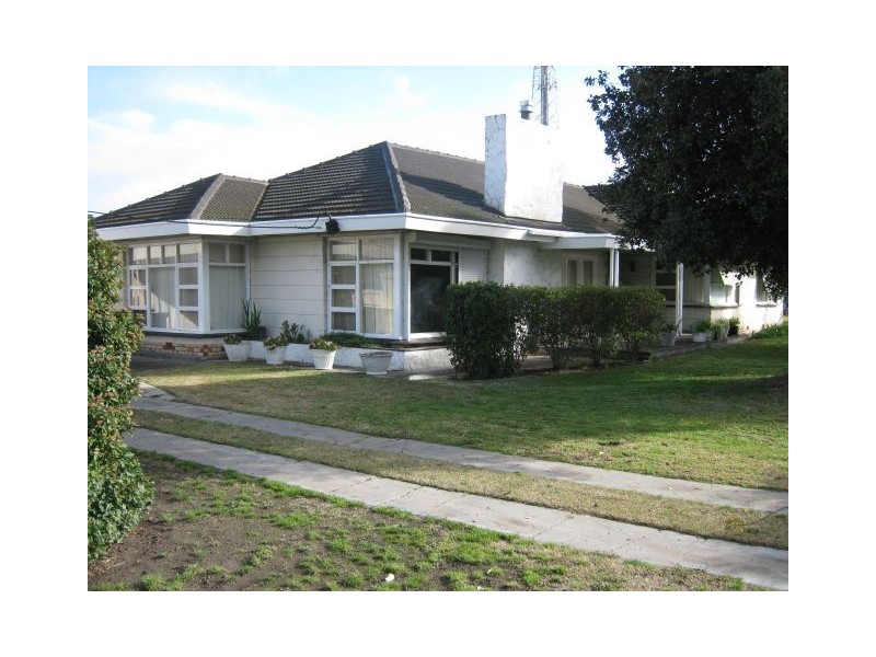 87 Park Terrace, Bordertown SA 5268