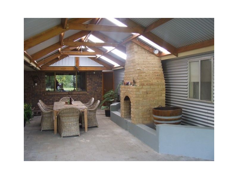 36 Kerslake Street, Bordertown SA 5268