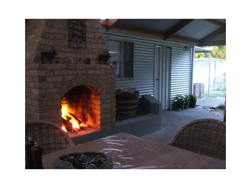 36 Kerslake Street, Bordertown SA 5268