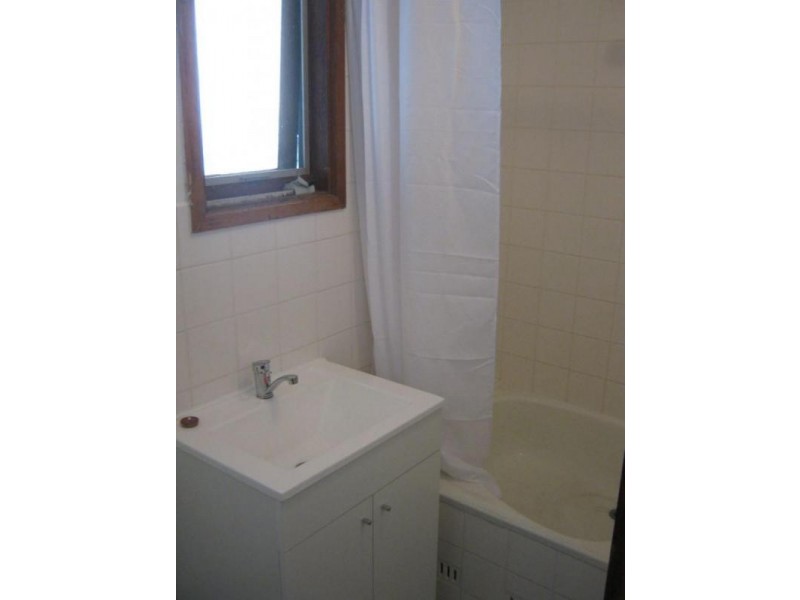 37 Tolmer Tce, Bordertown SA 5268