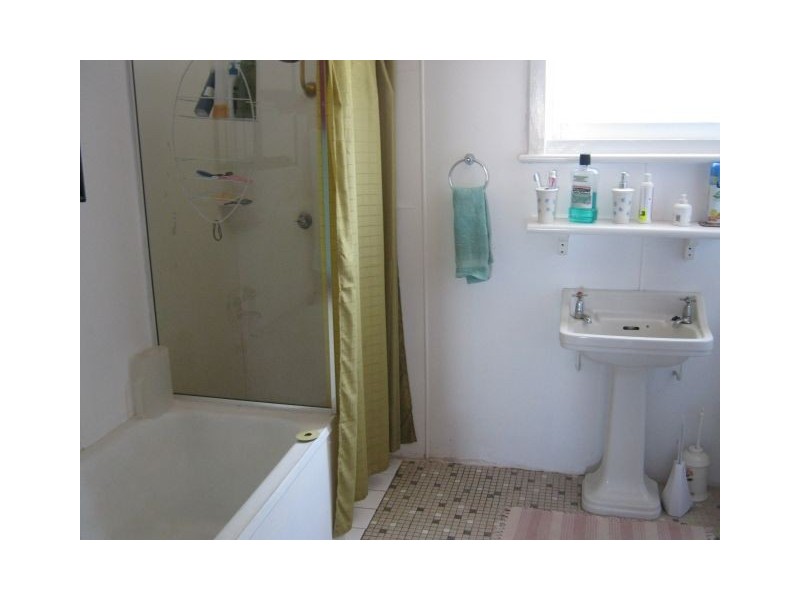 64B Taylor Road, Bordertown SA 5268