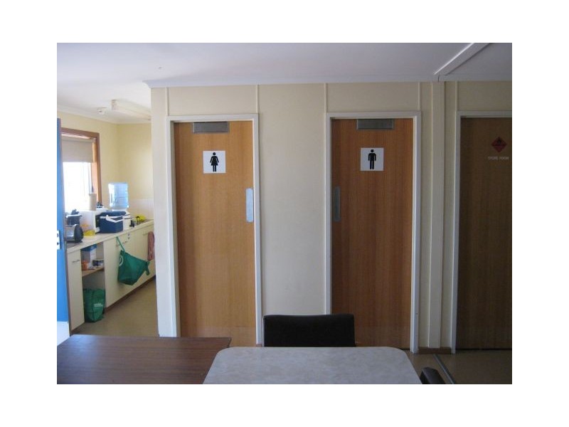 1 Railway Terrace North, Wolseley SA 5269
