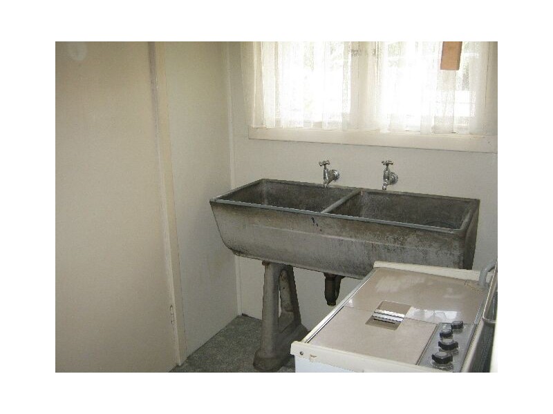 100 Dukes Hwy (Cnr Marian St), Bordertown SA 5268