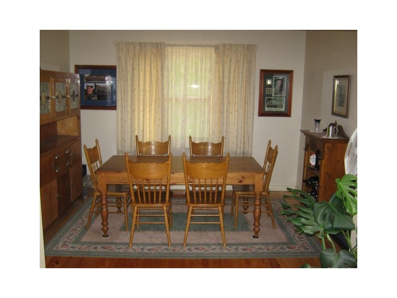 18 Dinning Tce, Bordertown SA 5268