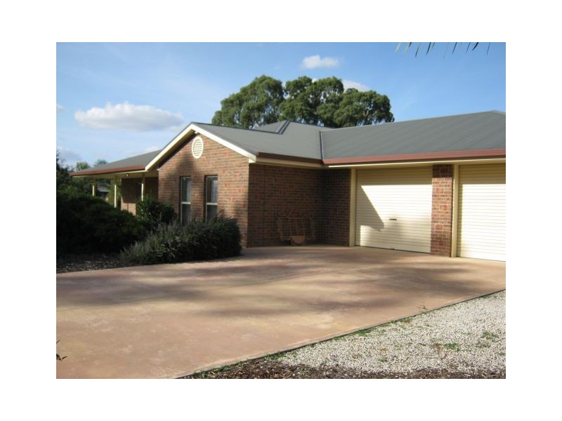 18 Peake Street, Bordertown SA 5268