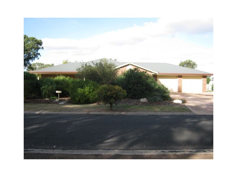 18 Peake Street, Bordertown SA 5268