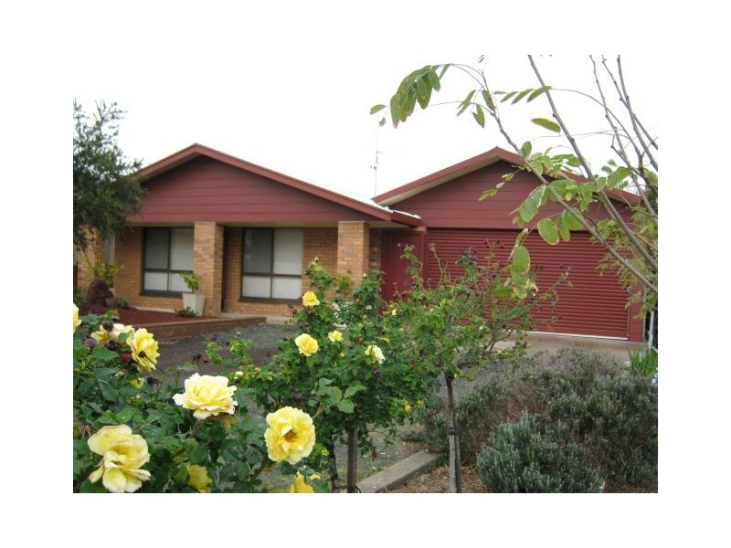 42 Cannawigara Road, Bordertown SA 5268