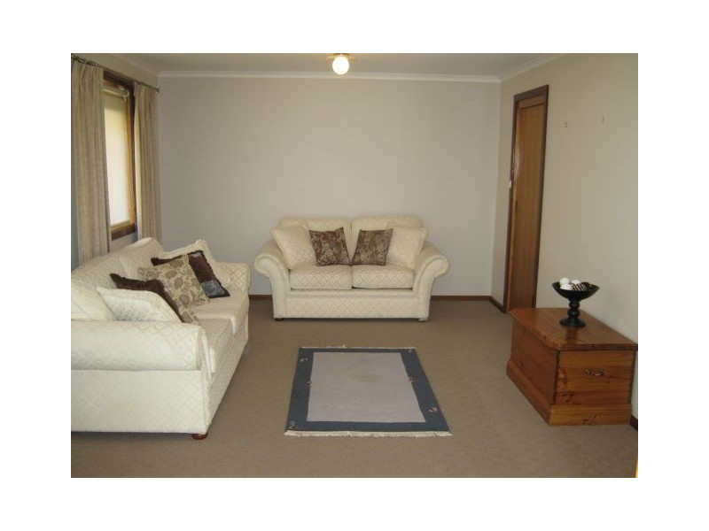 42 Cannawigara Road, Bordertown SA 5268