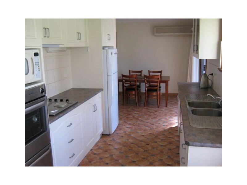 21 Hay Street, Bordertown SA 5268