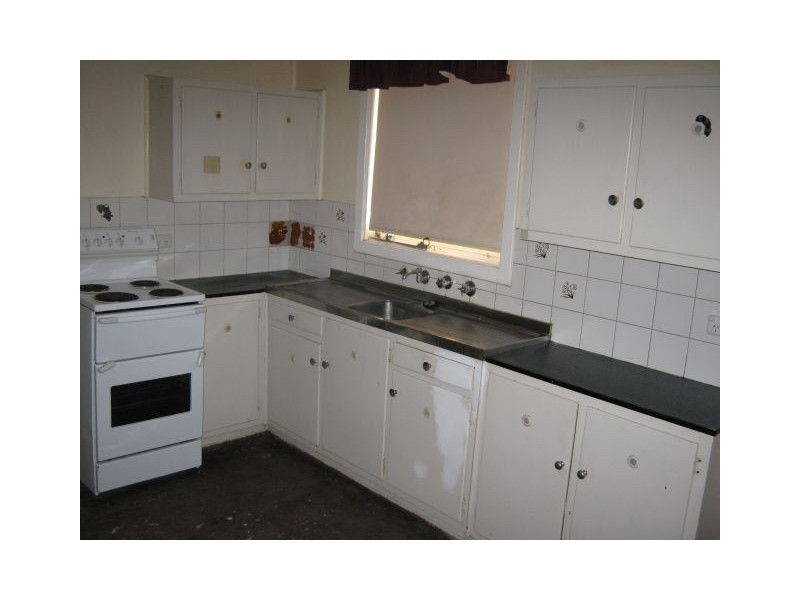 7 Hay Street, Bordertown SA 5268