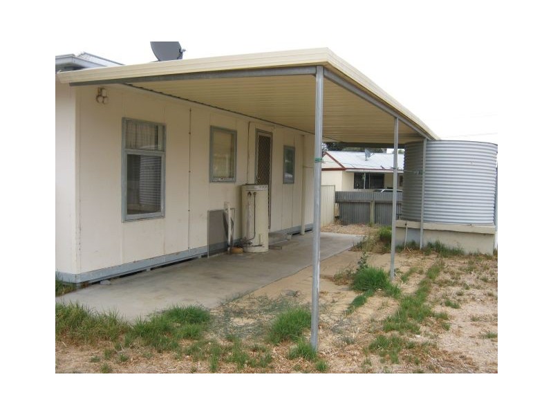 7 Hay Street, Bordertown SA 5268