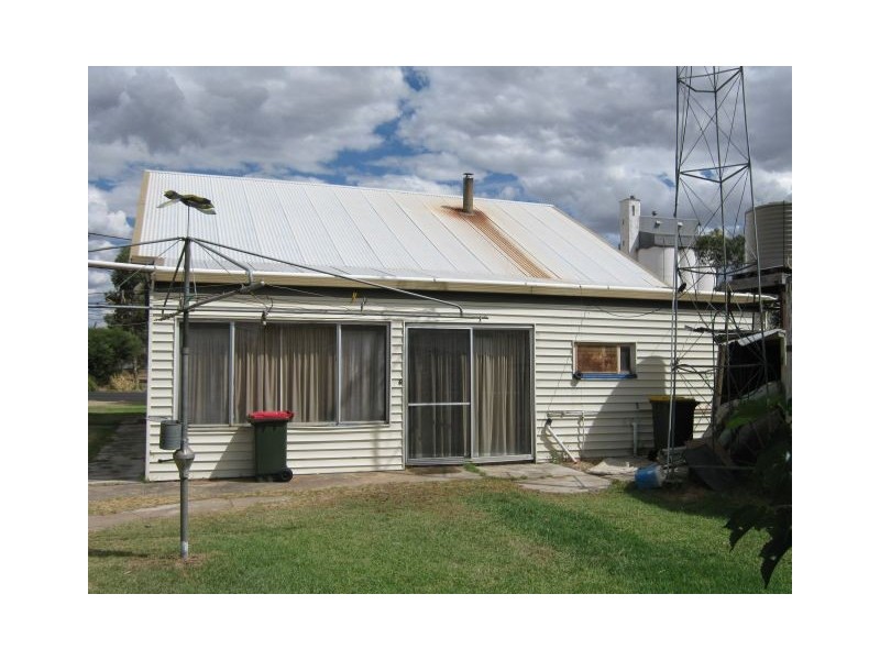 32 Railway Terrace, Wolseley SA 5269