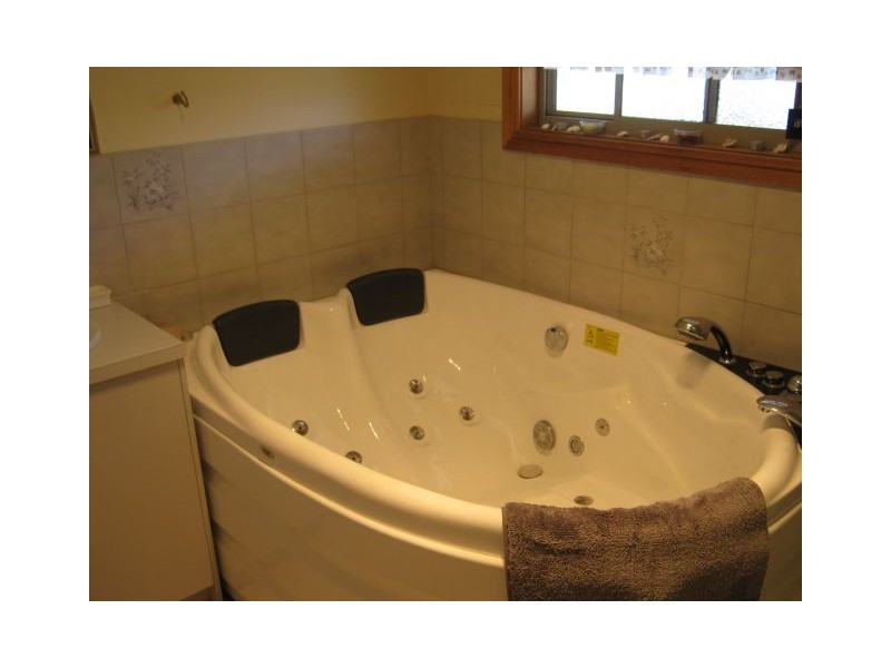 33 Oliver Street, Bordertown SA 5268