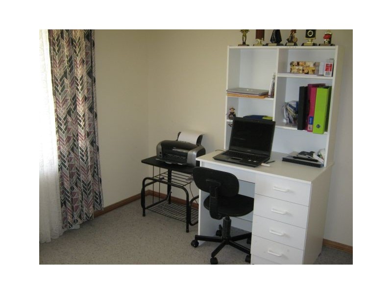 33 Oliver Street, Bordertown SA 5268