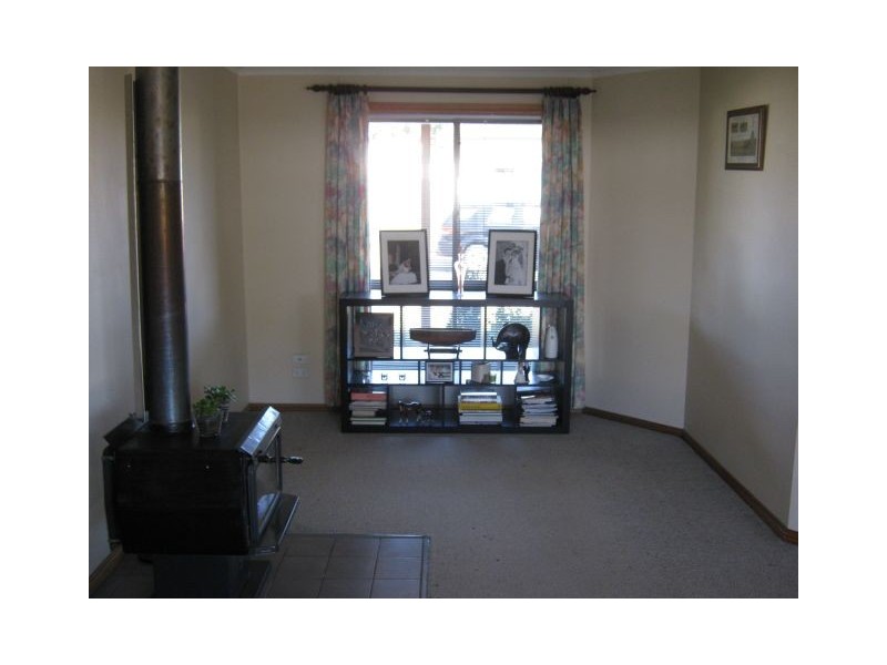 33 Oliver Street, Bordertown SA 5268