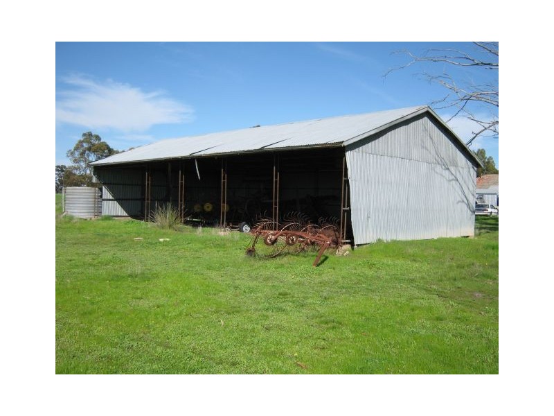 712 Pine Hill North Road, Bordertown SA 5268