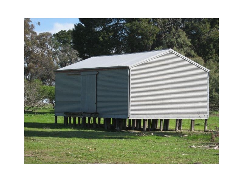 712 Pine Hill North Road, Bordertown SA 5268