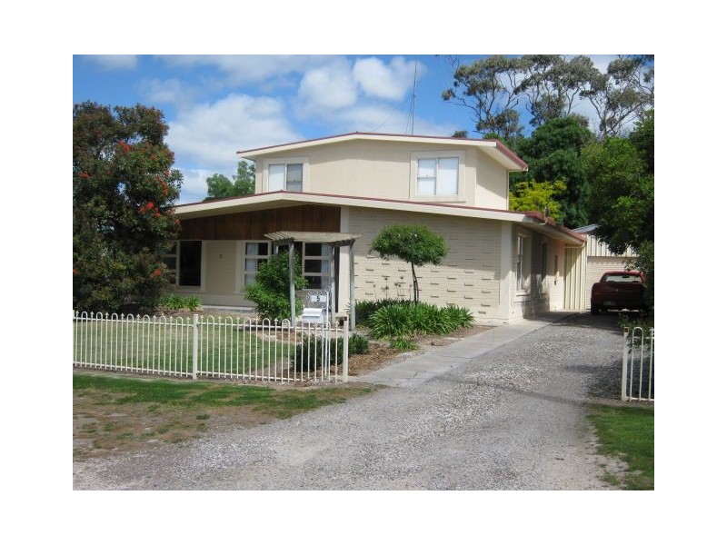 5 Fourth Street, Bordertown SA 5268