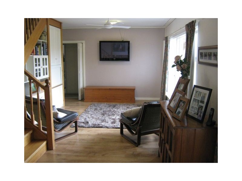 5 Fourth Street, Bordertown SA 5268