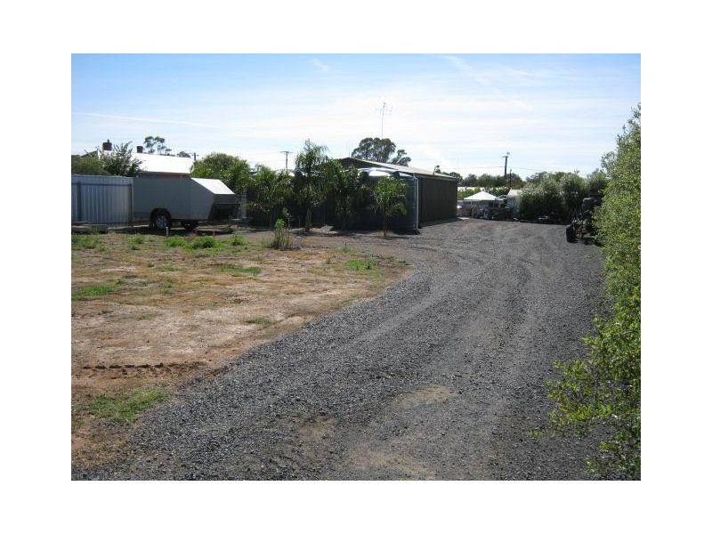 18 Third Street, Bordertown SA 5268