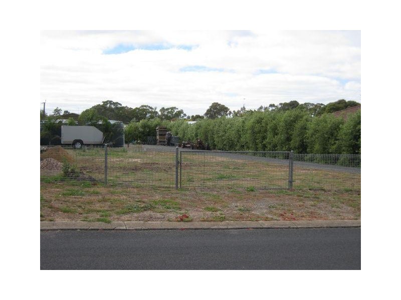 18 Third Street, Bordertown SA 5268