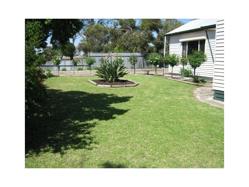 1 Eveline Street, Bordertown SA 5268