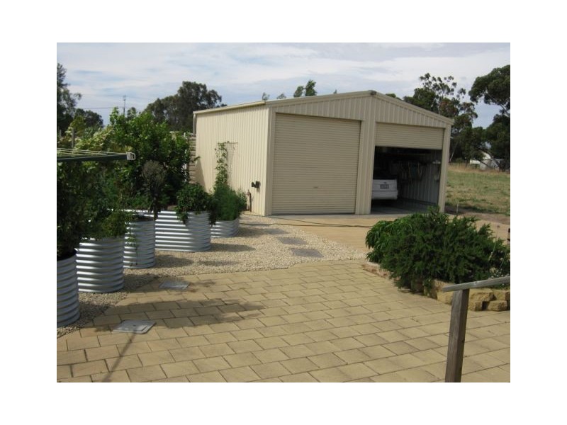 4 Beryl Court, Bordertown SA 5268