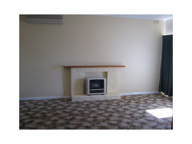 7 Fourth Street, Bordertown SA 5268