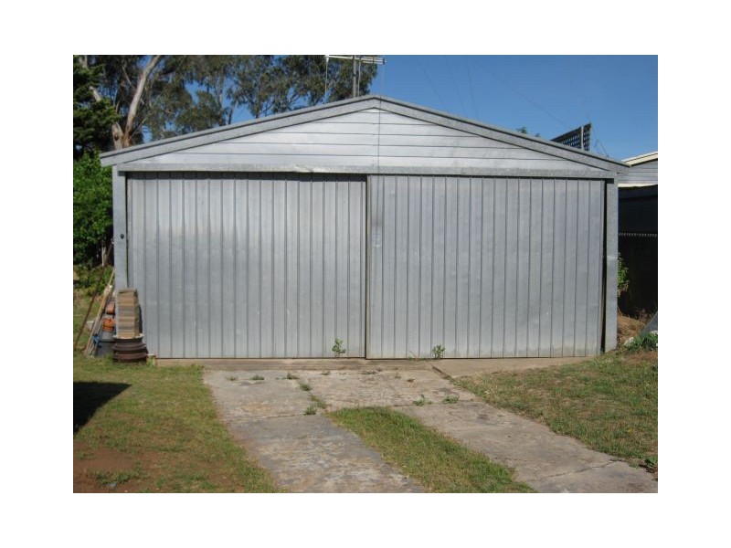 7 Fourth Street, Bordertown SA 5268