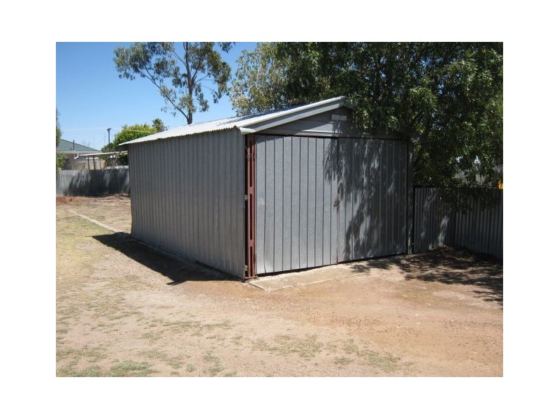 5 Park Terrace, Bordertown SA 5268