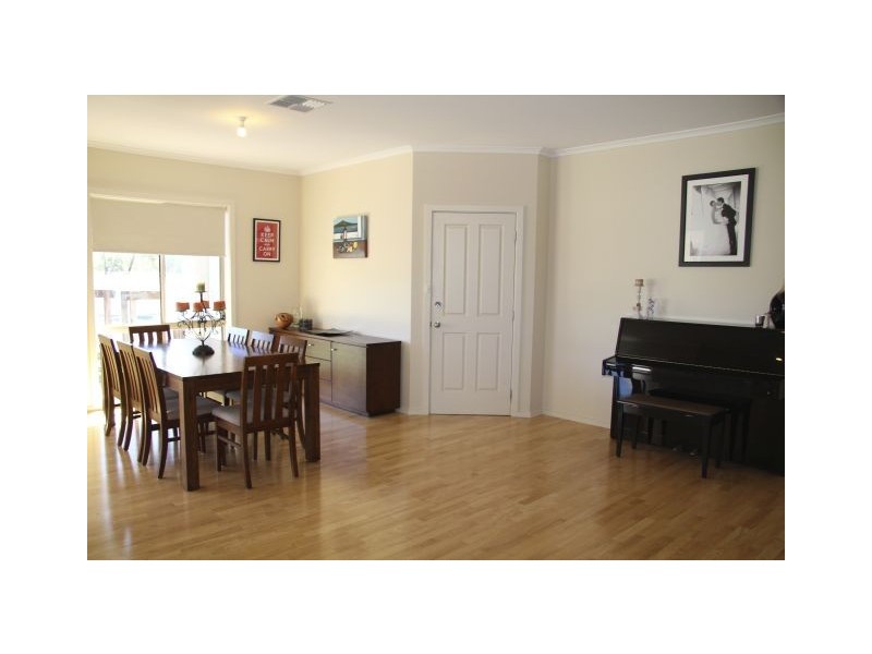 14 Hilliers Road, Mundulla SA 5270