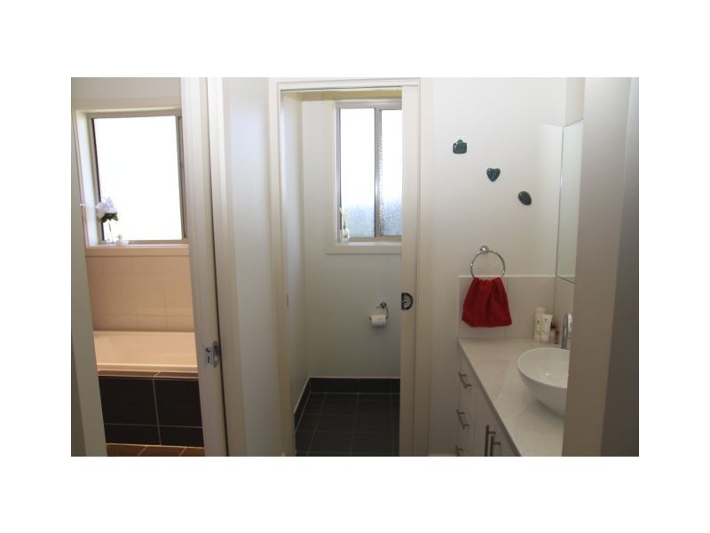 14 Hilliers Road, Mundulla SA 5270