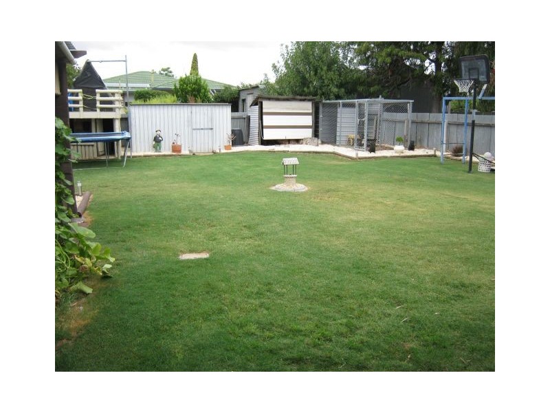 8 Virgo Street, Bordertown SA 5268
