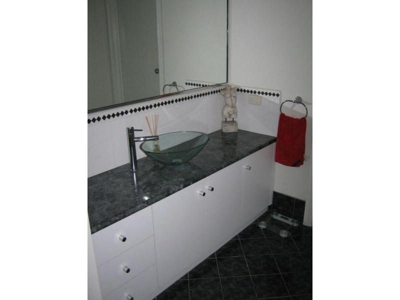 115 Golf Course Road, Bordertown SA 5268