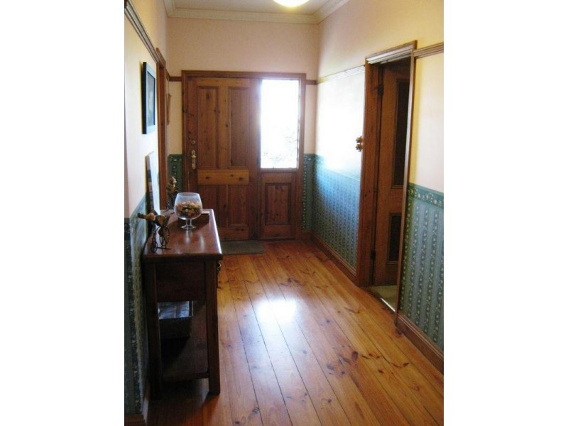 42 Wellington Street, Bordertown SA 5268