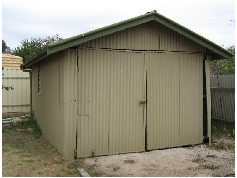 10 Oliver St, Bordertown SA 5268