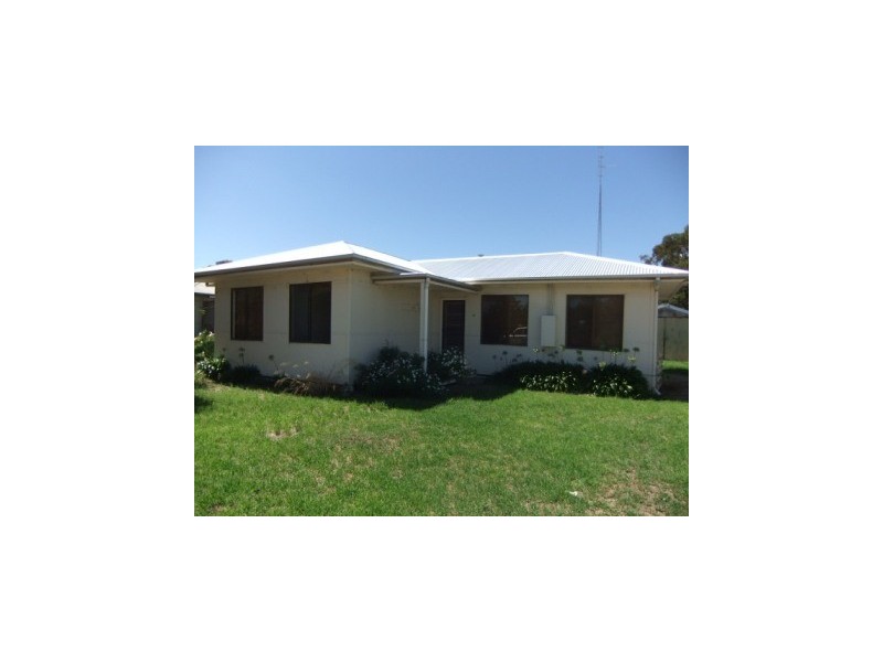 18 Railway Terrace, Keith SA 5267
