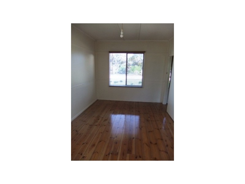 18 Railway Terrace, Keith SA 5267