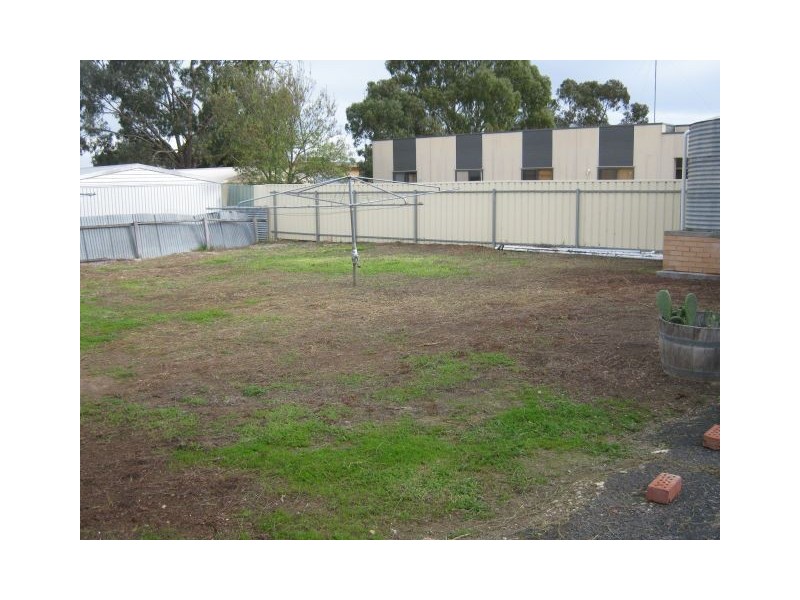 105 Park Terrace, Bordertown SA 5268